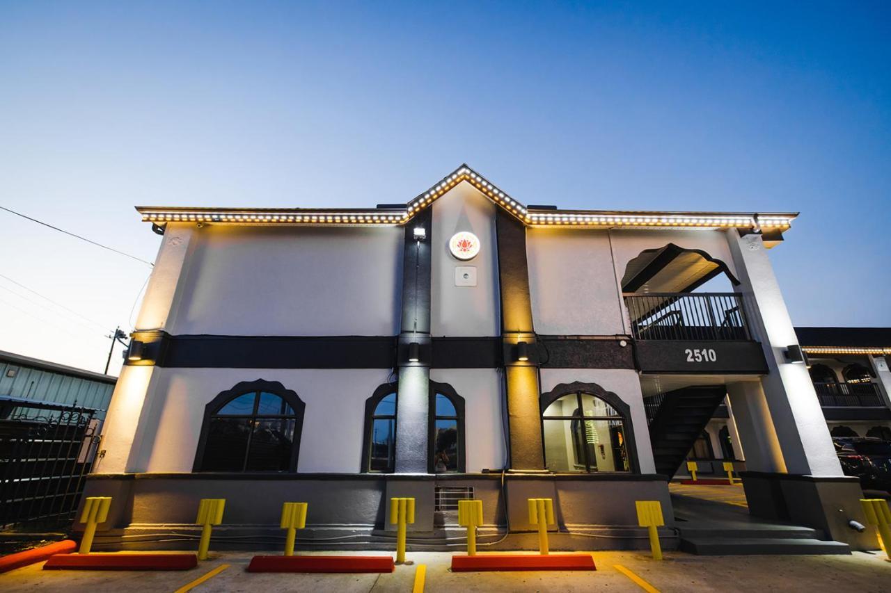 Downtowner Inns - Houston Downtown & Convention Center Εξωτερικό φωτογραφία
